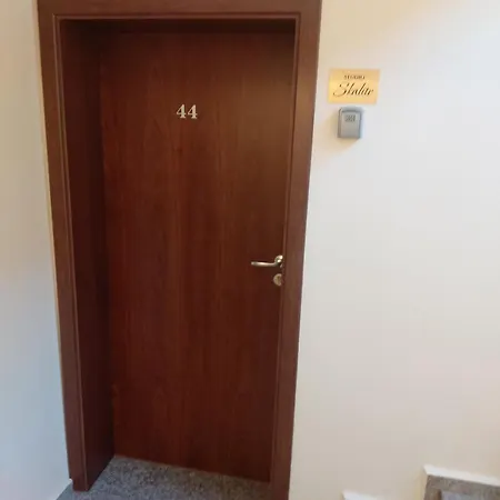 Skalite Guest house