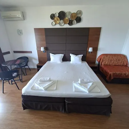 Guest Skalite 3* Sosopol