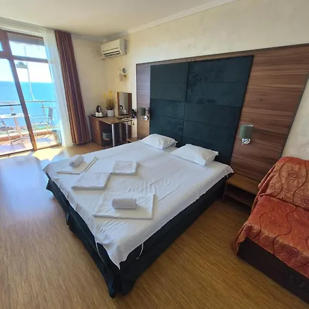 Guest Skalite Созопол
