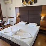 Guest Skalite 3*