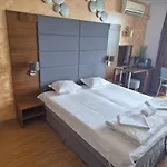 Guest Skalite 3* 索佐波尔