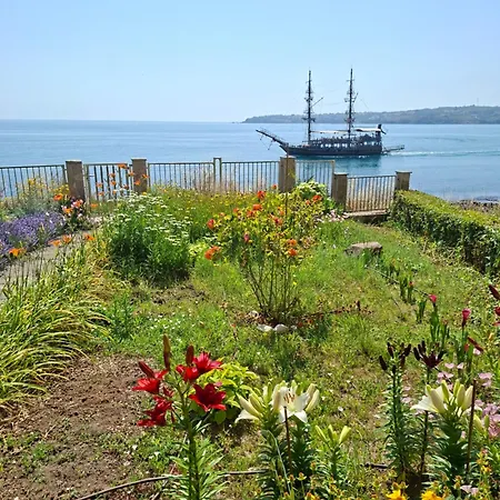 Guest Rooms Skalite Guest house