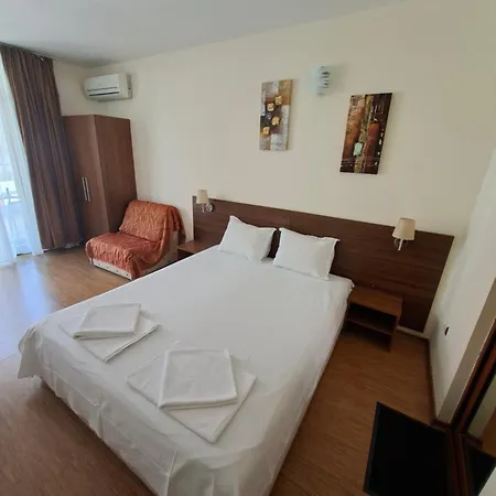 ゲストハウス Skalite