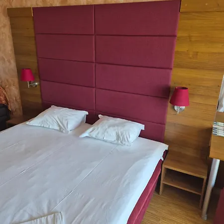 Guest Skalite Penzion 3*