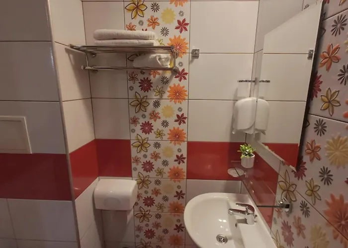 Guest house Guest Rooms Skalite 3*