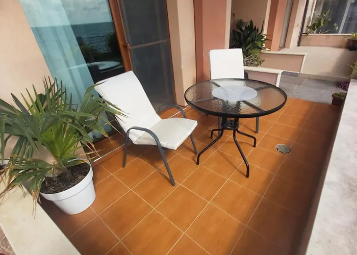 Guest Rooms Skalite Guest house