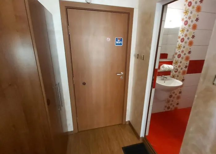 Guest Rooms Skalite 3*